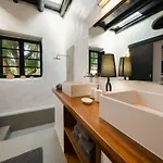 Villa Guatiza *