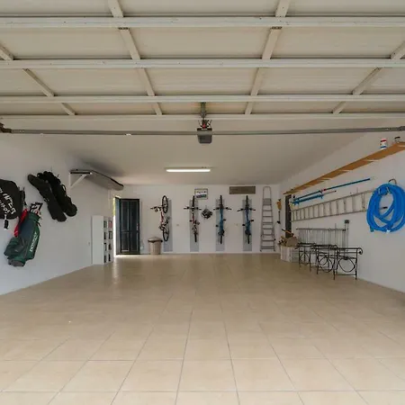 Villa Guatiza וילה *